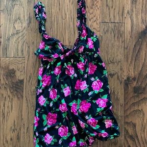 Smart & sexy sleepwear